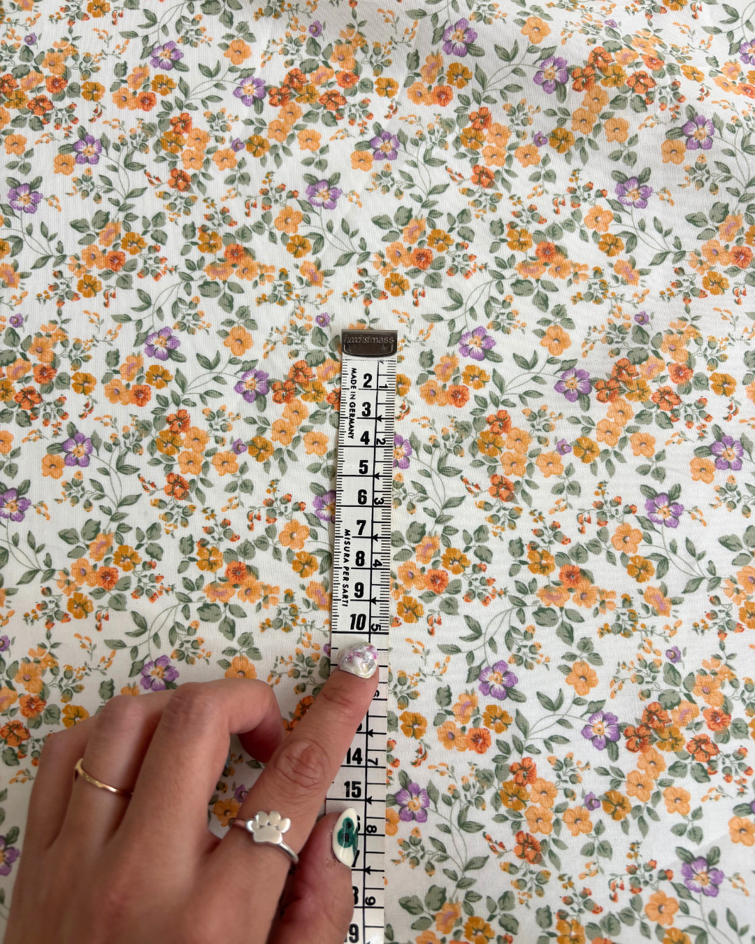 POPELINA FLORCITAS 100% ALGODÓN