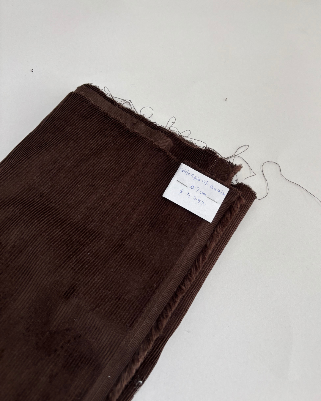 Saldo Cotelé rígido café oscuro 750