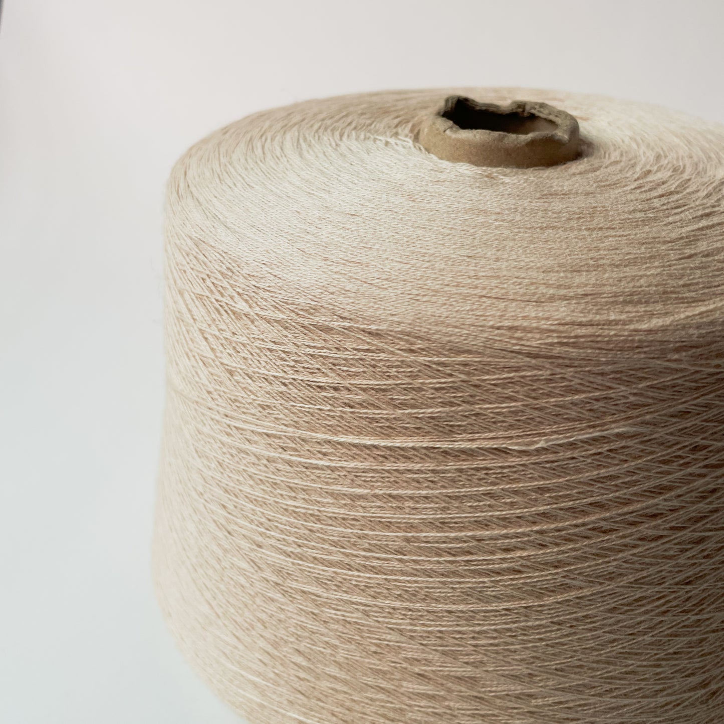 HILADO ALGODÓN TANGÜIS DELGADO