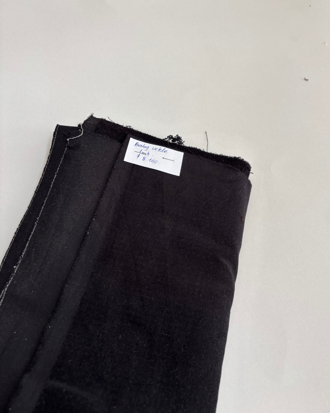 Saldo Baby cotelé negro